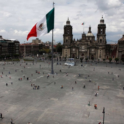 Mexican flag in a square