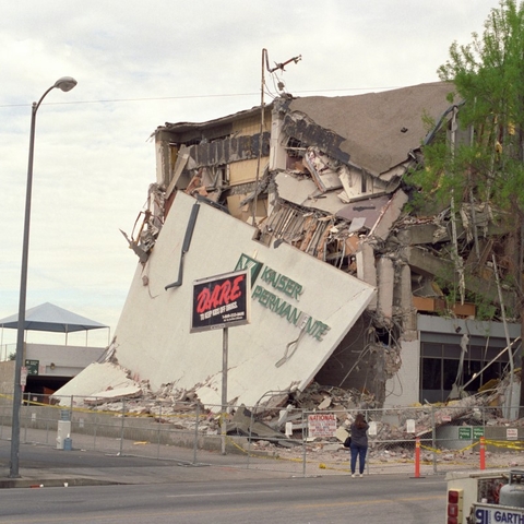 The Kaiser Permanente Building after the Northridge Earthquake in 1994.