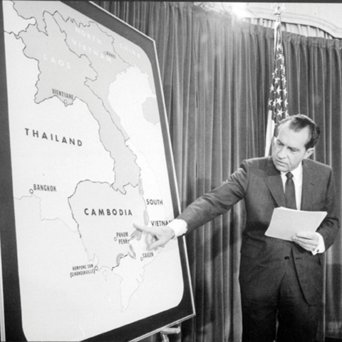 President Nixon looking at a CIA map in 1970.