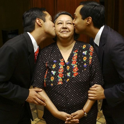 Rosie Castro with her sons, Joaquín, left, and Julián, April 23, 2006 (ZUMA Wire/San Antonio Express-News/Helen L. Montoya)
