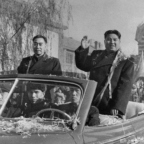 North Korea's prime minister Kim Il-sung and China's premier Zhou Enlai tour Beijing in 1958.