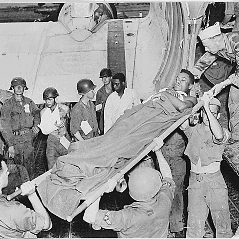 Photograph of wounded American soldiers during the Korean War.