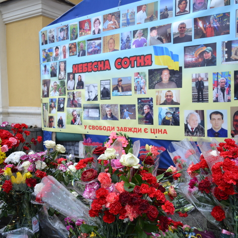 A memorial to the Heaven’s Hundred in Kyiv. Serhii Kemsky’s photo is in black and white under the words Nebesna sotnia. 