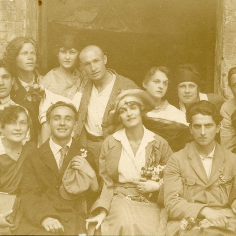 Actors in the Berezil troupe, 1922.