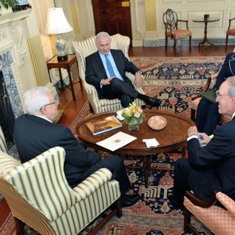 U.S. Secretary of State Hillary Clinton and U.S. Special Envoy for Middle East Peace George Mitchell meeting with Israeli Prime Minister Benjamin Netanyahu and Palestinian Authority President Mahmoud Abbas during U.S.-sponsored talks in Washington on September 2, 2010