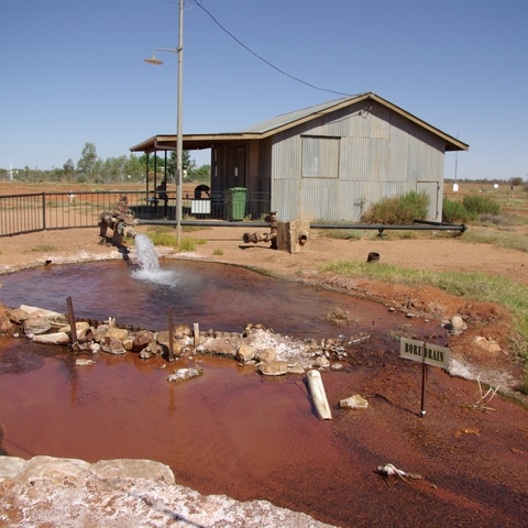 Hot water bore hole into the Great Artesian Basin in Thargomindah, April 2007