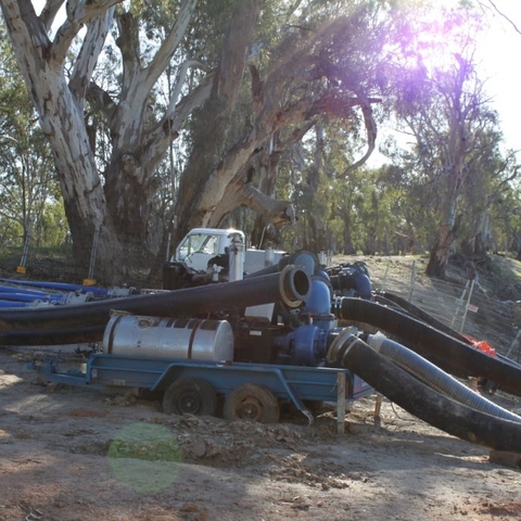 Pumping Machinery to bring water from the River Murray to flood wetlands in the Hattah Kulkyne National Park, July 2009