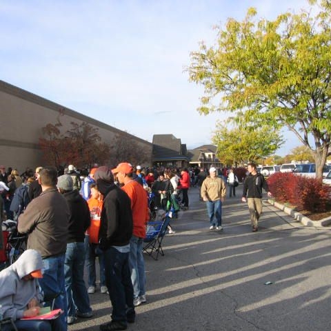 Individuals considered "high-risk" for H1N1 complications line up at a closed KMart for the first vaccinations publicly available in Boise, Idaho, 2009
