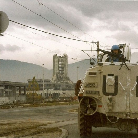 Norwegian troops with the U.N. peacekeeping mission in the former Yugoslavia make their way up “Sniper Alley” in Sarajevo in November 1995.
