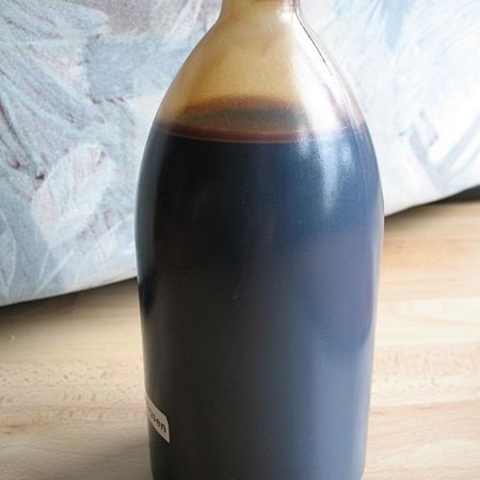 A sample of medium heavy crude oil