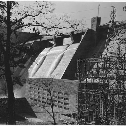 The hydroelectric Norris Dam, a TVA project, in 1937.