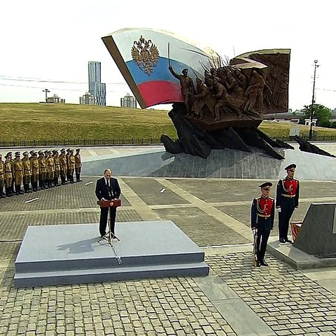 Vladimir Putin at the 2014 opening of a new memorial to 'the heroes of the First World War.'