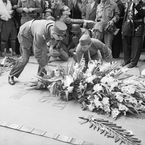 General Charles de Gaulle laid a wreath at the Tomb of the Unknown Warrior at the Arc de Triomphe in Paris, France.