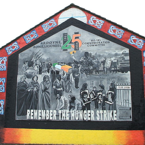 Commemorative mural of the hunger strikes of 1981.