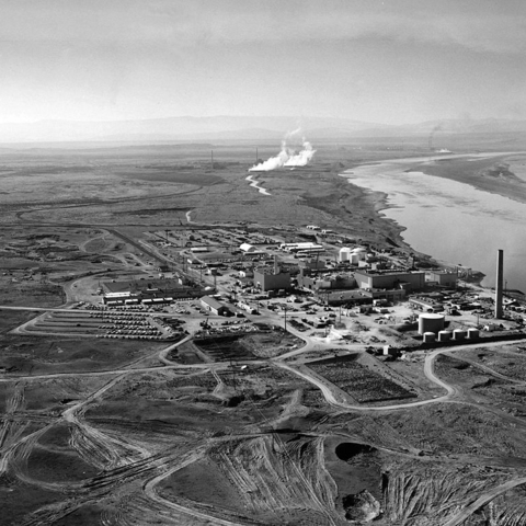 The nuclear reactors at the Hanford Site along the Columbia River as they appeared in 1960.