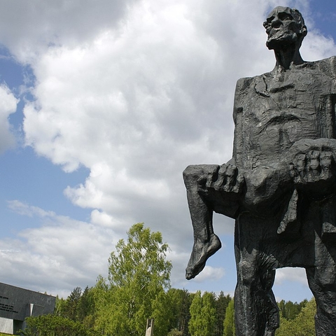 The 'Unbowed Man' statue.