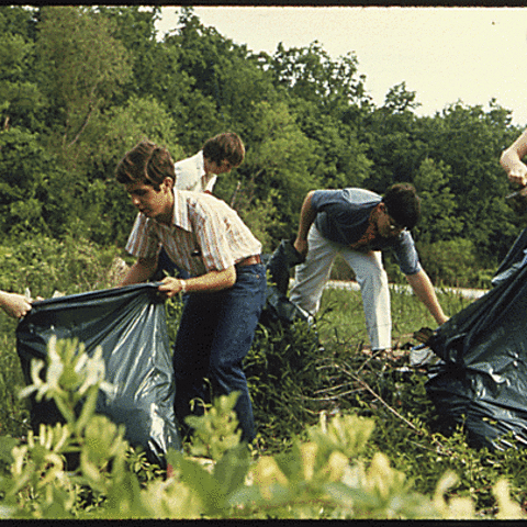 People collecting litter in 1972 near Fort Smith, Arkansas.