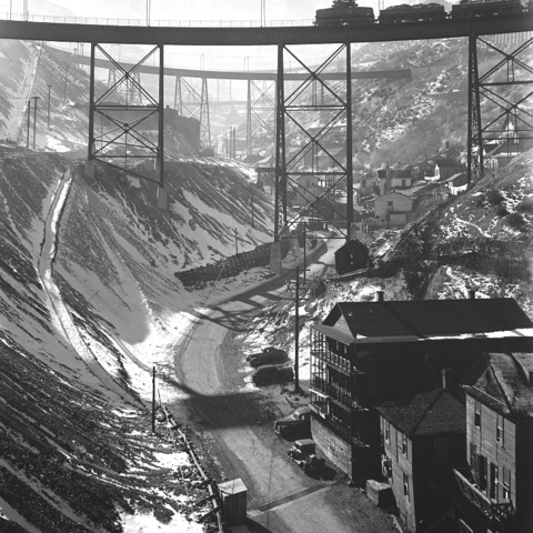 A train loaded with waste from Utah’s Bingham Copper Mine.