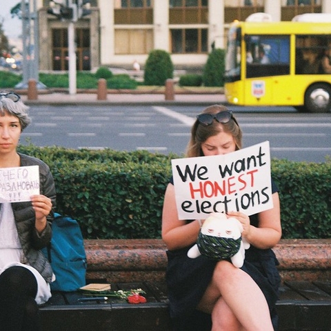 Protestors in Minsk demand honest elections.