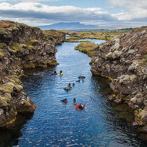  Cañón_Silfra,_Parque_Nacional_de_Þingvellir,_Suðurland,_Islandia